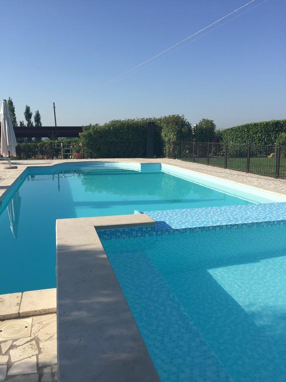 Agriturismo Dei Casali 阿米里亚 外观 照片