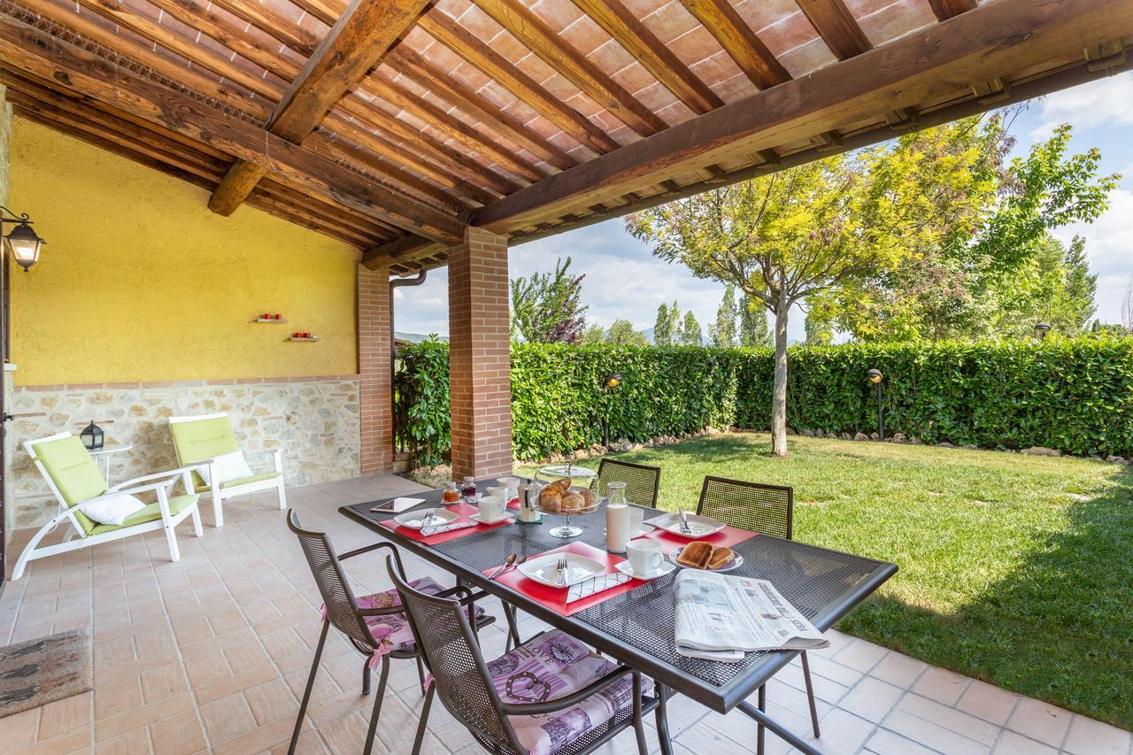 Agriturismo Dei Casali 阿米里亚 外观 照片
