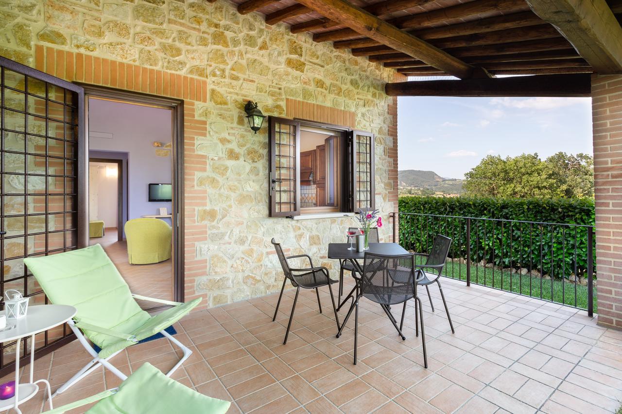 Agriturismo Dei Casali 阿米里亚 外观 照片