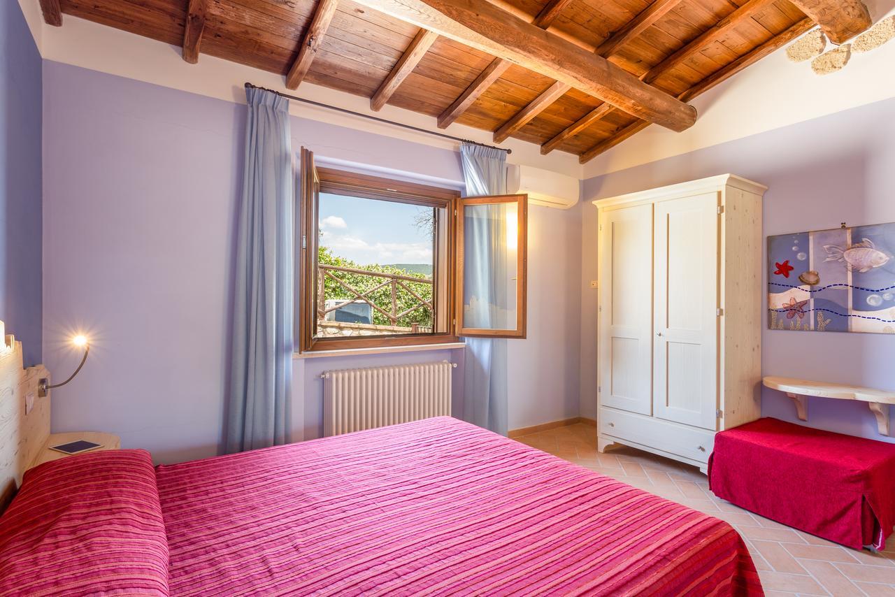 Agriturismo Dei Casali 阿米里亚 外观 照片