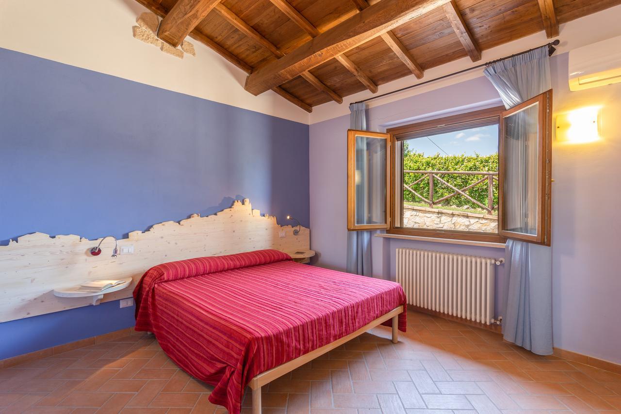 Agriturismo Dei Casali 阿米里亚 外观 照片