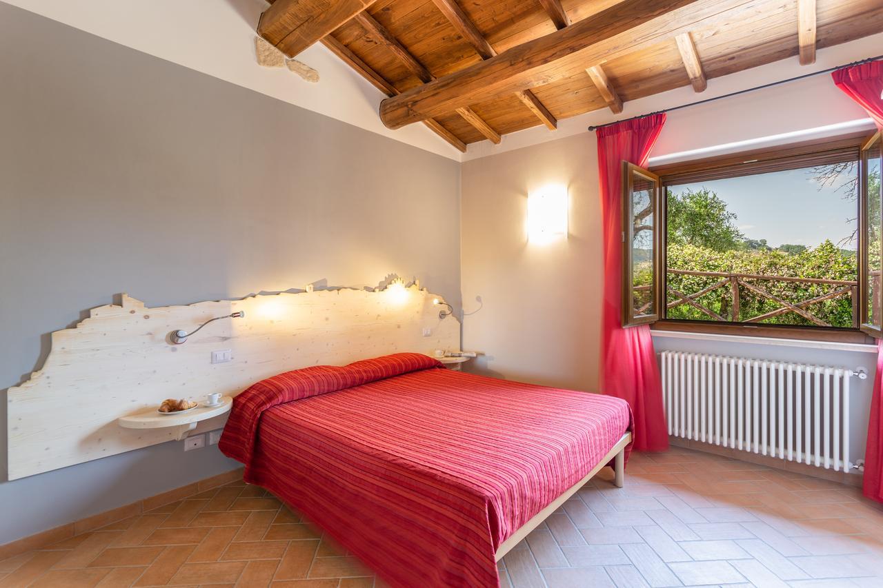 Agriturismo Dei Casali 阿米里亚 外观 照片
