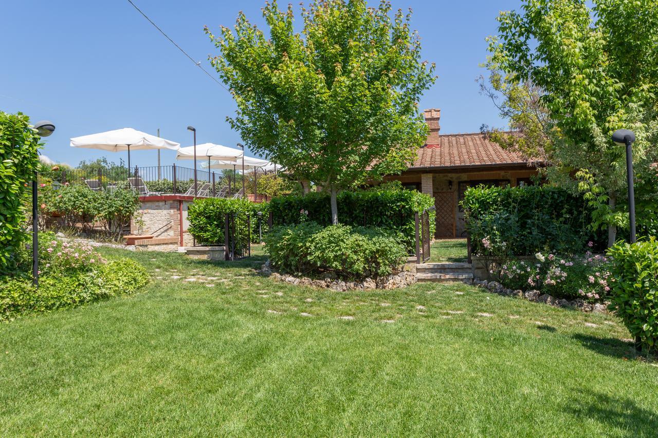 Agriturismo Dei Casali 阿米里亚 外观 照片